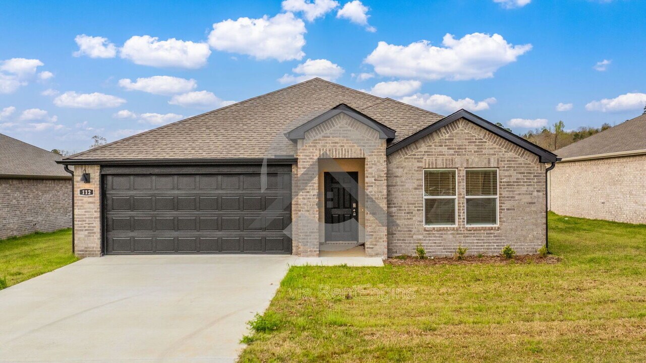 112 E Sunbelt Ct in Mayflower, AR - Building Photo