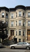 439 4th St Apartments