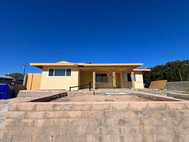 66100 3rd St in Desert Hot Springs, CA - Building Photo - Building Photo