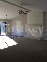 5800 Old Meadow Rd in Charlotte, NC - Building Photo - Building Photo