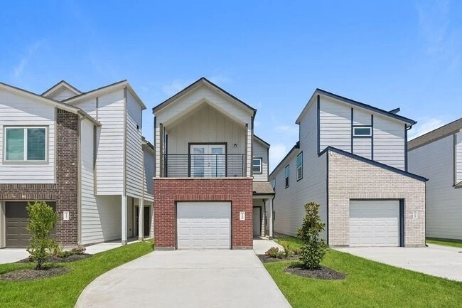 property at 15226 Estrella Rd W