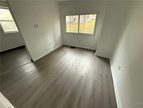 4822 W Seneca Turnpike in Syracuse, NY - Building Photo - Building Photo