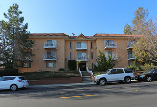 Spanish Castle Apartments in Walnut Creek, CA - Building Photo - Building Photo