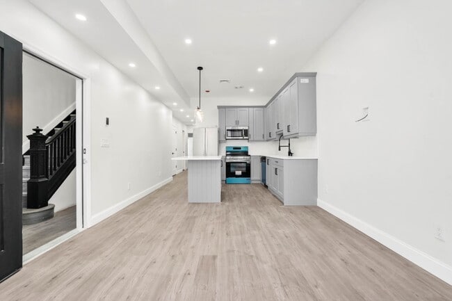 property at 1308 Rogers Ave