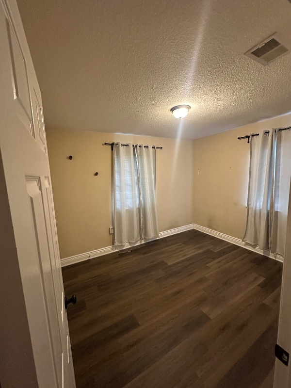 property at 18 Poulton Dr NW