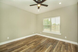 20496 US Hwy 377 in Whitesboro, TX - Building Photo - Building Photo