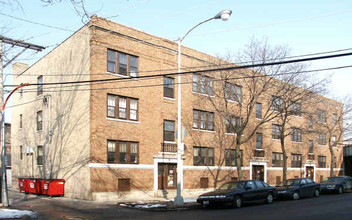 1601 W Fargo Ave in Chicago, IL - Building Photo - Building Photo