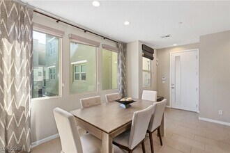11257 Rainbow Peak Ave in Las Vegas, NV - Building Photo - Building Photo