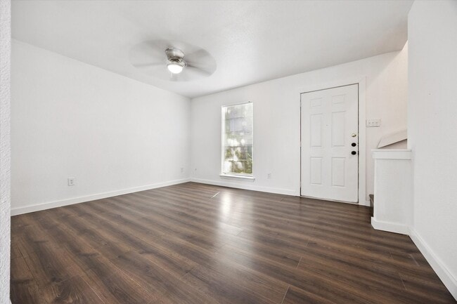 1938 Upland Dr in Houston, TX - Building Photo - Building Photo