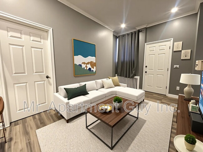 44 Victoria Ave S in Hamilton, ON - Building Photo - Building Photo