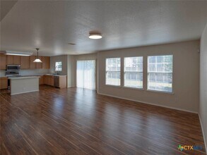 424 Copper Hill Dr in New Braunfels, TX - Building Photo - Building Photo