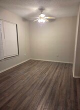 4031 Tumble Wood Trl, Unit #104 in Tampa, FL - Foto de edificio - Building Photo