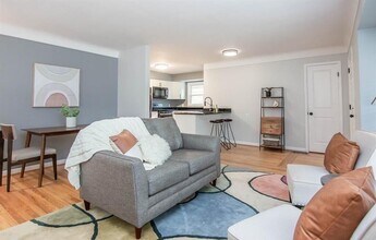 14030 Elgin St in Oak Park, MI - Building Photo - Building Photo