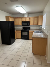 600 Hosking Ave, Unit A in Bakersfield, CA - Building Photo - Building Photo