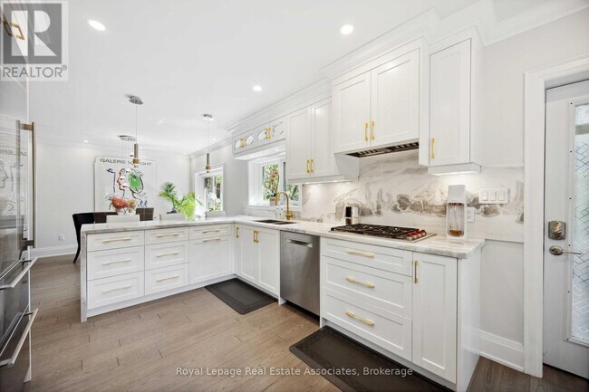 property at 27 Glen Elm Ave