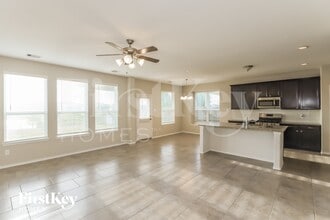 5010 Naples Grove Ln in Rosharon, TX - Building Photo - Building Photo