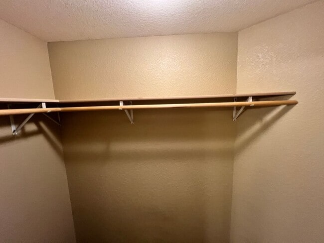 623 Northfield Rd in Manhattan, KS - Building Photo - Building Photo