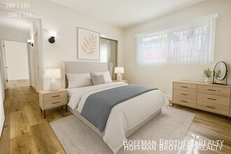 4341 W 169th St, Unit B in Lawndale, CA - Building Photo - Building Photo