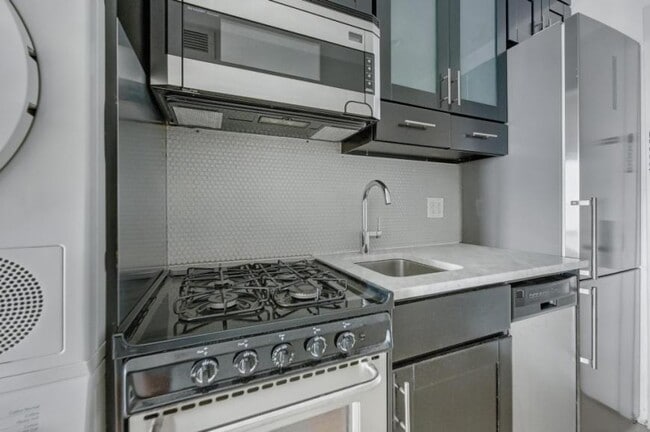 property at 152 2nd Ave