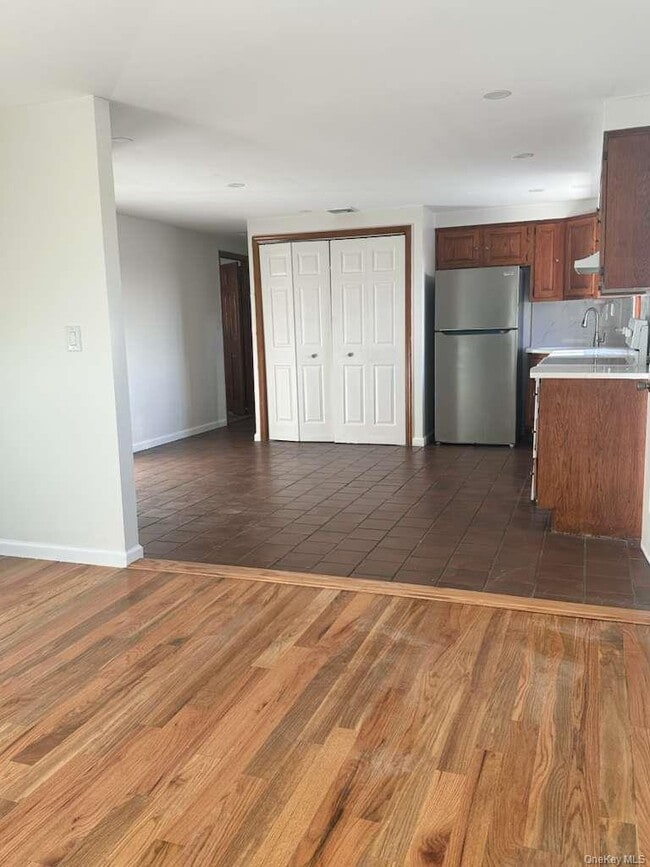 property at 81 10th Ave