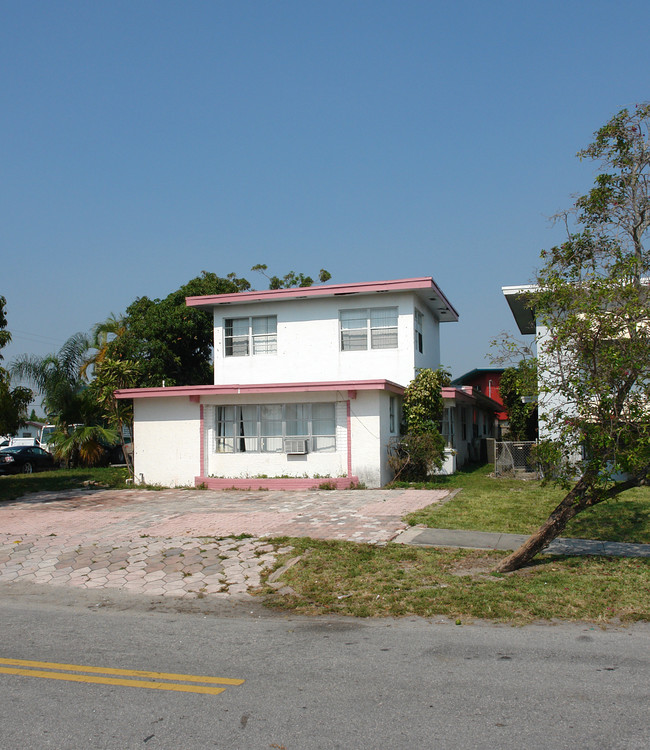 1553 NW 4th St in Fort Lauderdale, FL - Building Photo - Building Photo