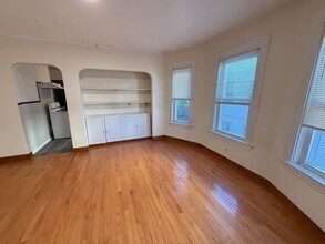 13 Waterhouse St, Unit 2 in Somerville, MA - Building Photo - Building Photo