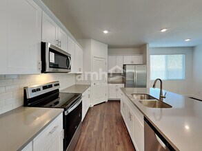 6156 W Paseo Hilario in Tucson, AZ - Building Photo - Building Photo