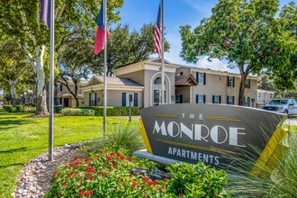 The Monroe in Dallas, TX - Foto de edificio - Building Photo