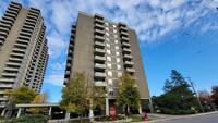 Island Park Towers in Ottawa, ON - Building Photo - Building Photo