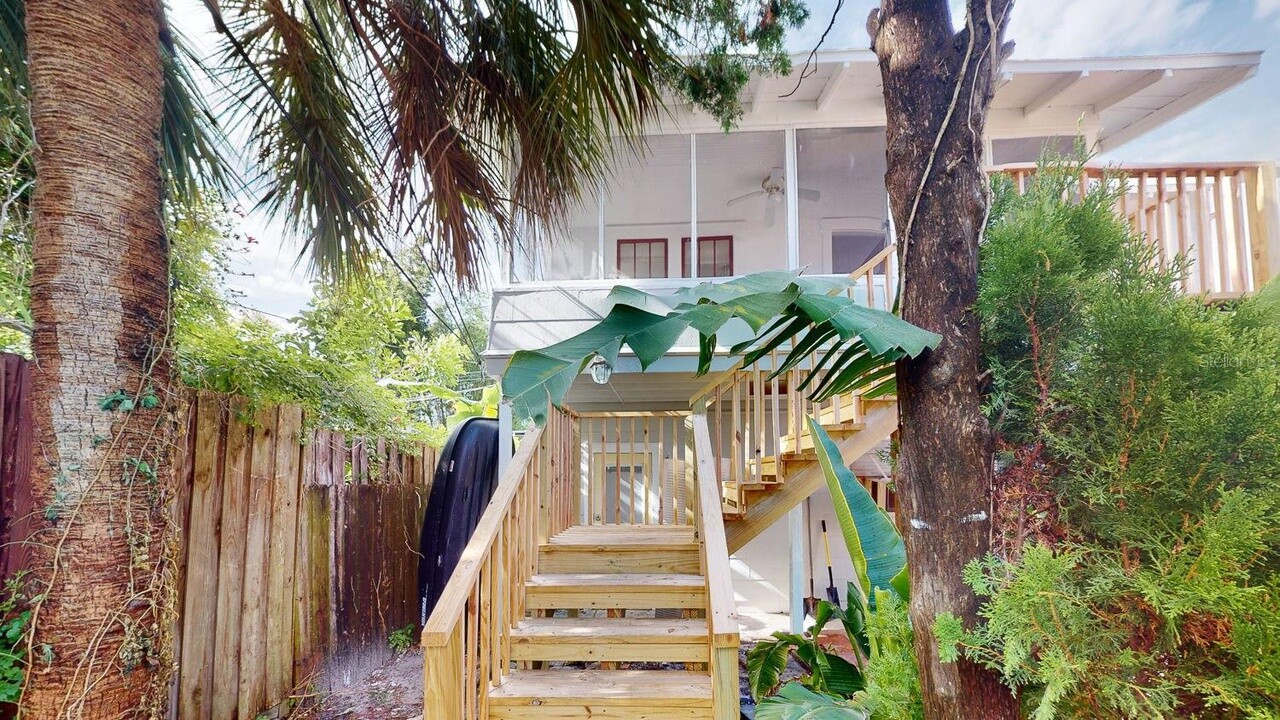 618 7th Ave N, Unit Top Floor Unit 1 in St. Petersburg, FL - Building Photo