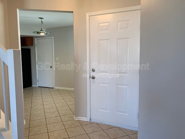 5474 Ridge Crossing in Hanover Park, IL - Building Photo - Building Photo