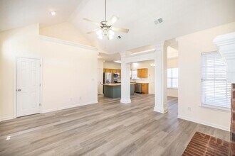 807 Loudon Hill Dr in Warner Robins, GA - Building Photo - Building Photo