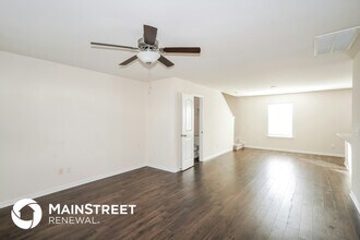 130 Westcott St in La Vergne, TN - Foto de edificio - Building Photo