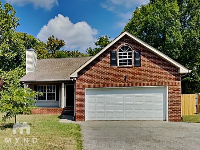 300 Cypress Glen Dr in Mount Juliet, TN - Building Photo - Building Photo