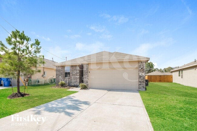 26 Rd 5102F in Cleveland, TX - Foto de edificio - Building Photo