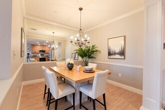 5 Sally Sweets Way in Salem, NH - Building Photo - Building Photo