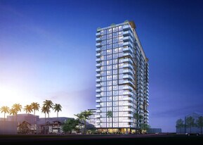 Park Summit in San Diego, CA - Building Photo