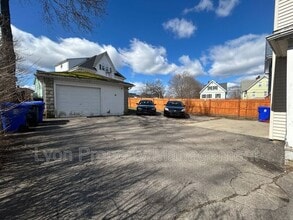 34 Hodges Ave in Taunton, MA - Building Photo - Building Photo