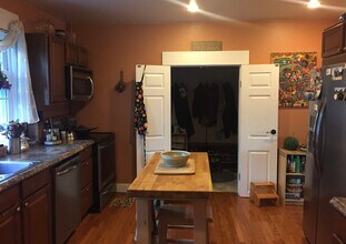 109 Ridgewood Ave in Holyoke, MA - Foto de edificio - Building Photo