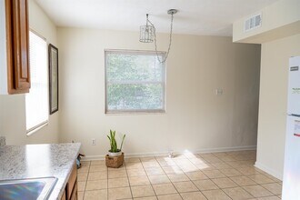 3422 Orlando Dr in Tallahassee, FL - Foto de edificio - Building Photo