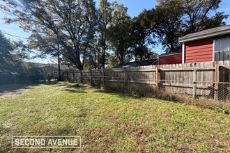 2709 Henley Dr in Memphis, TN - Building Photo - Building Photo