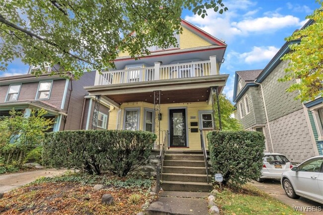 260 Baynes St in Buffalo, NY - Building Photo - Building Photo