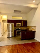 1614 17th St SE in Washington, DC - Building Photo