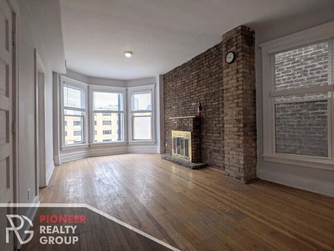 3532 N Halsted St, Unit 3544-3F in Chicago, IL - Foto de edificio - Building Photo