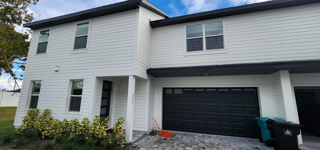 property at 2027 Peel Ave