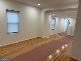 2819 O'Donnell St in Baltimore, MD - Building Photo