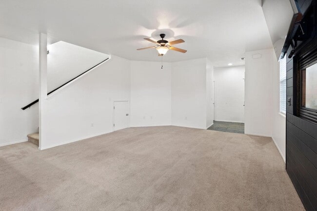 668 Kaitlin Ln in Medford, OR - Building Photo - Building Photo