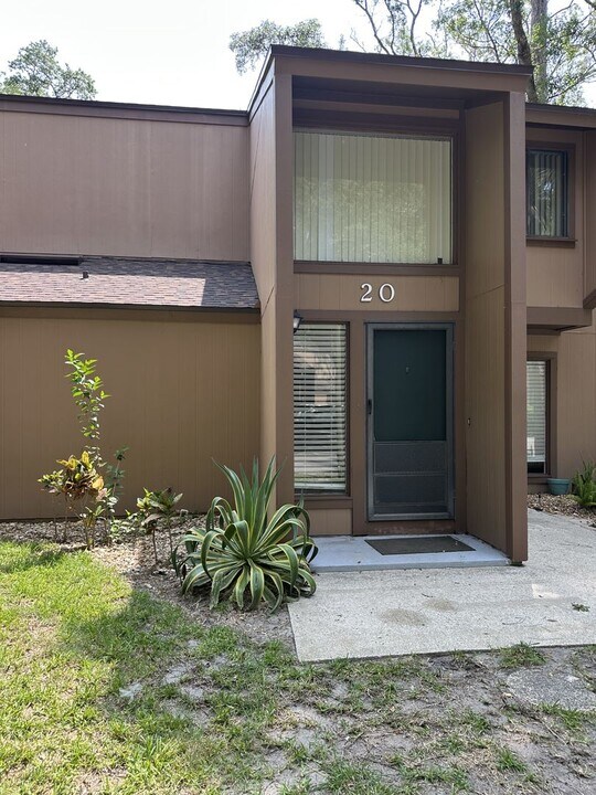 20 Fairways Cir in Palm Coast, FL - Building Photo