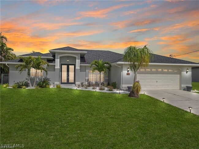 501 SW 28th Terrace in Cape Coral, FL - Foto de edificio - Building Photo