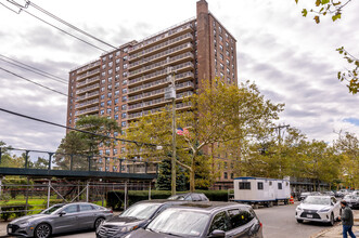 Contello Towers in Brooklyn, NY - Building Photo - Building Photo